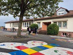 Schulhof der Grundschule Neunkirchen